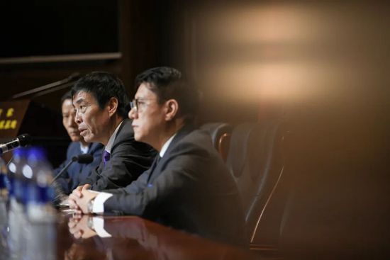 久久亚洲精品国产亚洲老地址